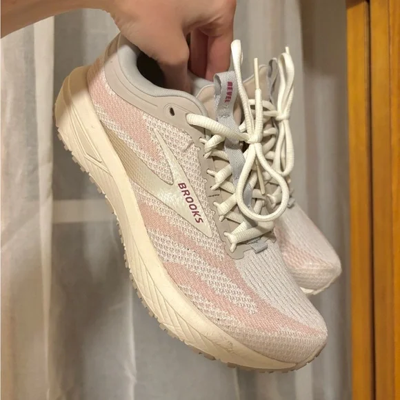 Brooks Women's Running Shoes - Pink - Picture 7 of 9